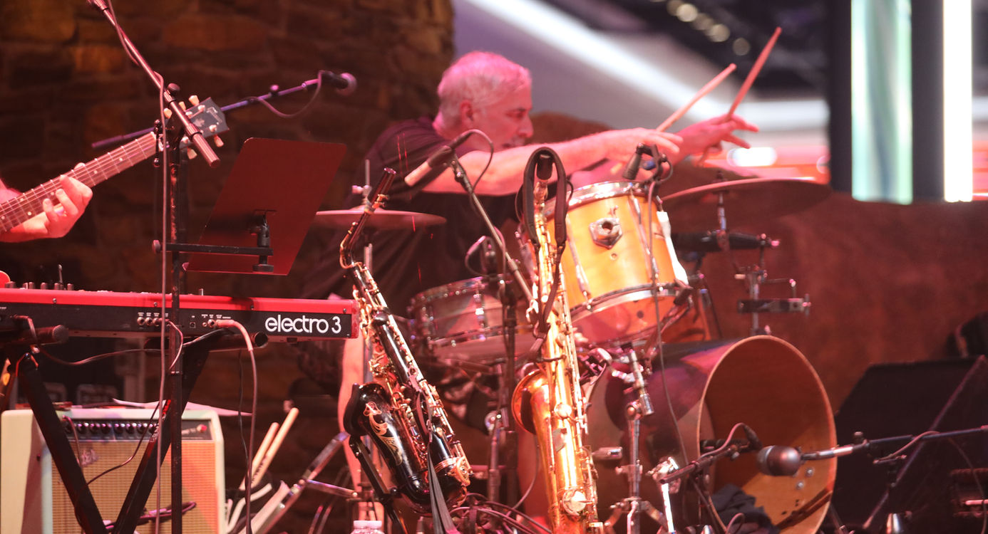 The BOSS! Rosalita (Come Out Tonight)